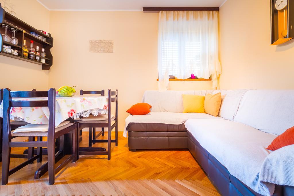 Apartment Manzoni Малинська Екстер'єр фото