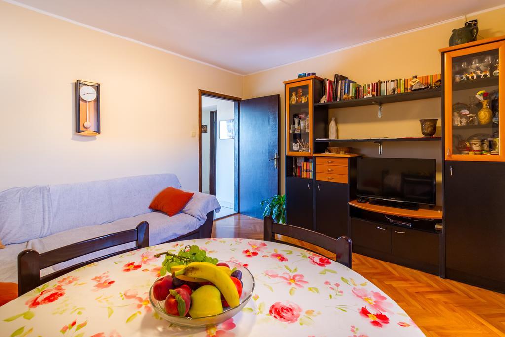 Apartment Manzoni Малинська Екстер'єр фото